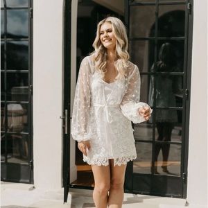 Le Rose Maya Lace Robe (with slip). White, size XS/S.